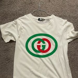100% authentic Gucci tee